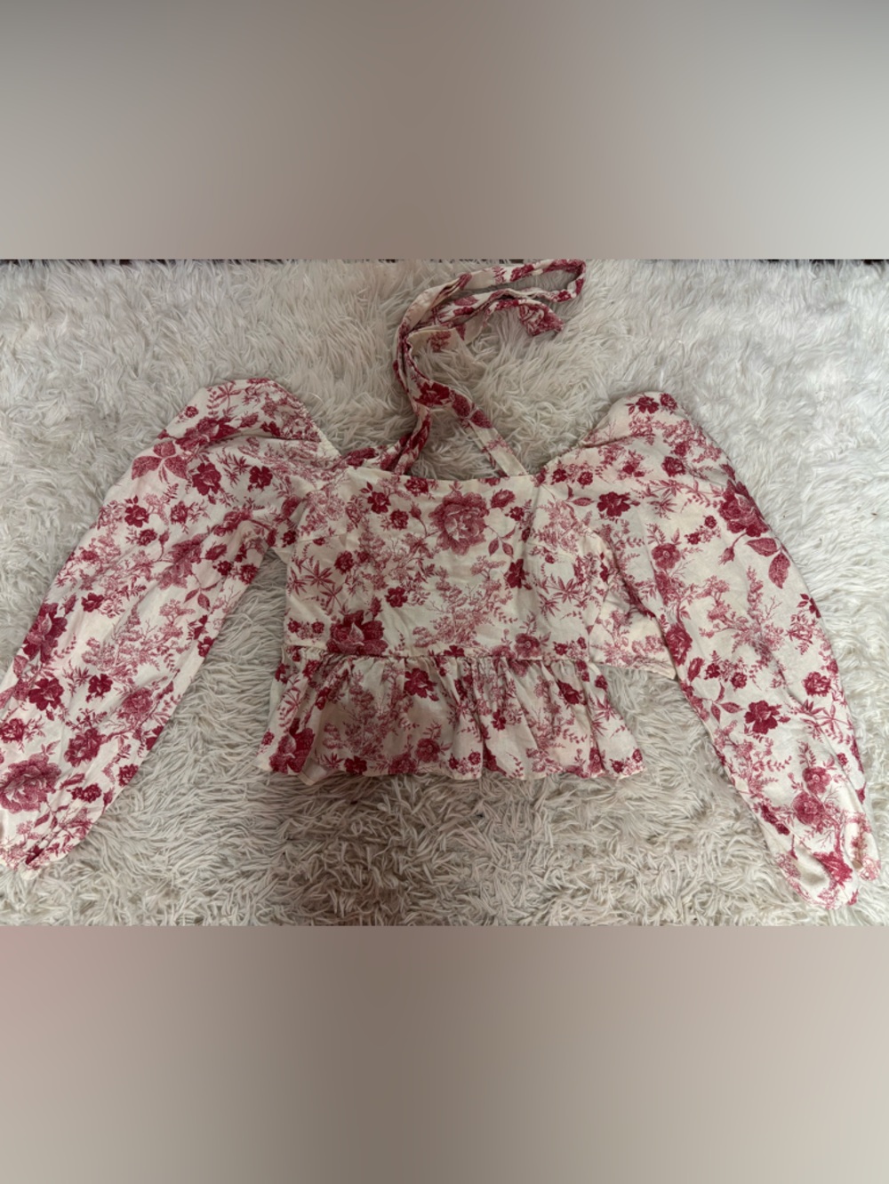 Francesca's Collections Cream Blush Floral Long Sleeve Peplum Top